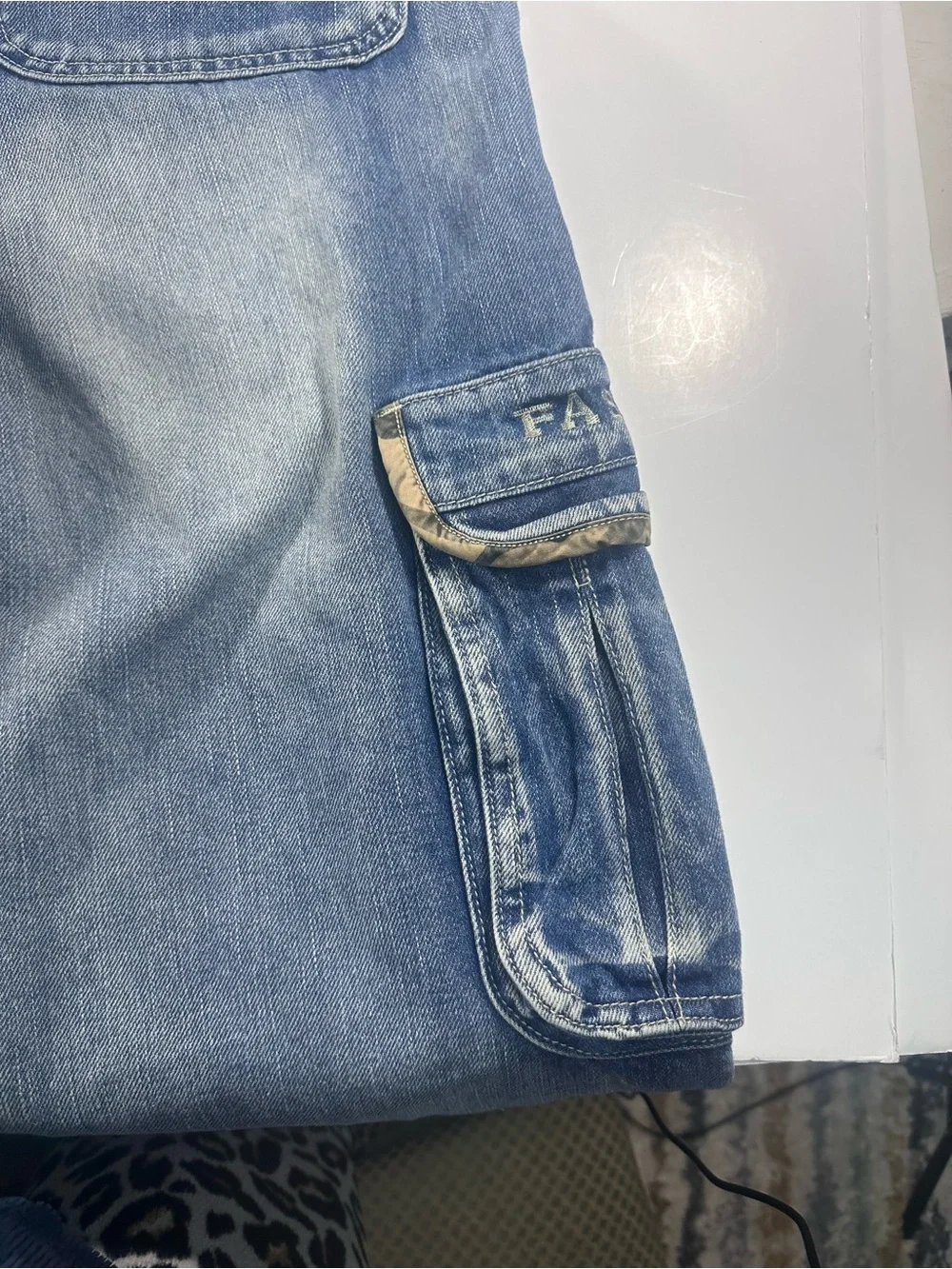 Men’s Cargo Jeans Size 32x31 Blue Denim Camo Trim Utility Multi-Pocket Y2K 90s